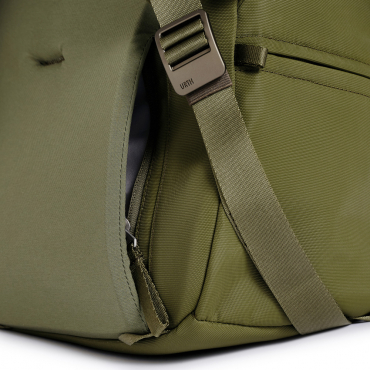 Urth Arkose 20l Backpack + Kamera Insert grün