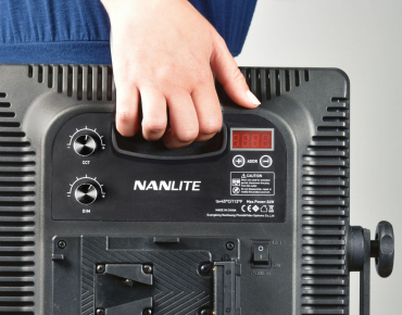 NANLITE LED-Flächenleuchte 1200CSA, mit 1152 High-CRI-LEDs