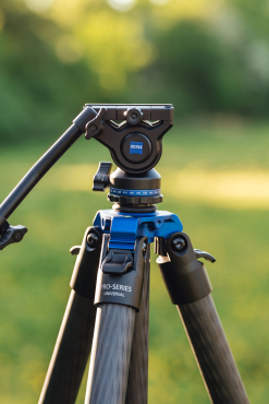 ZEISS Conquest Apia 65 avec oculaire 20-50x + trépied Pro-Serie Universal