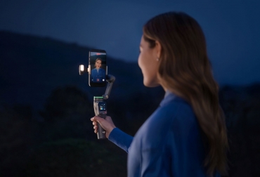 DJI Osmo Mobile 8P Advanced Tracking Combo