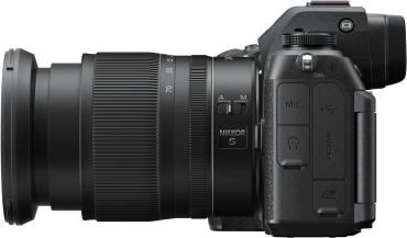 Nikon Z6 III + Z 24-70mm f4 S B-Ware
