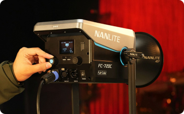 NANLITE FC-720C Full-Color Reportage- und Studio-Scheinwerfer