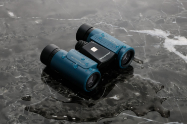 OM System 8x21 RC II WP binoculars blue
