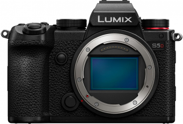 Panasonic Lumix DC-S5D + S 20-60mm f3.5-5.6 Bulk