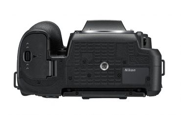 Nikon D7500 + AF-S DX Nikkor 18-300mm VR 3.5-6.3
