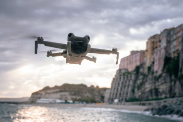 DJI Mini 4 Pro Fly More Combo + RC 2 + kit de filtres ND (ND16/64/256)
