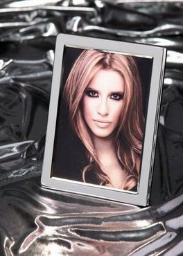 Walther Lola PO015S portrait frame 10x15cm silver