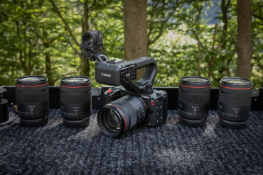 Canon EOS C50 + 2x LP-E6P battery