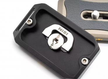 Nisi A-65B Arca quick release plate black