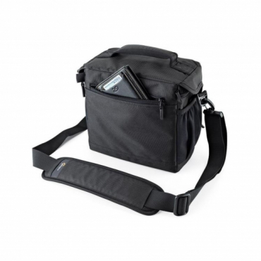 Lowepro Nova 170 AW II black pièce unique