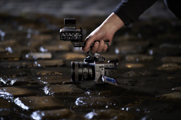 Sony ILME-FX2 + XLR-Griff + SEL 11mm f1,8