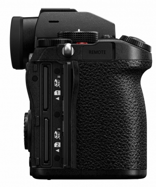 Panasonic Lumix DC-S5 + S Pro 24-70mm f2.8 + S Pro 70-200mm f2.8 O.I.S