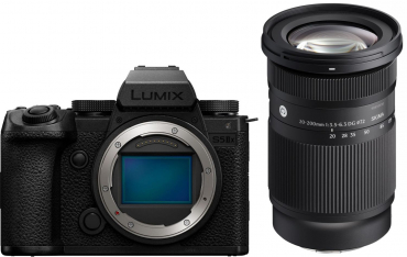 Panasonic DC-S5 II X + Sigma 20-200mm f3.5-6.3 DG (C)