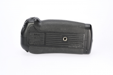 Nikon MB-D10 Batteriegriff gebraucht #9165346