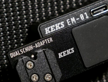 KEKS Adaptateur de sabot de flash Duo chrome