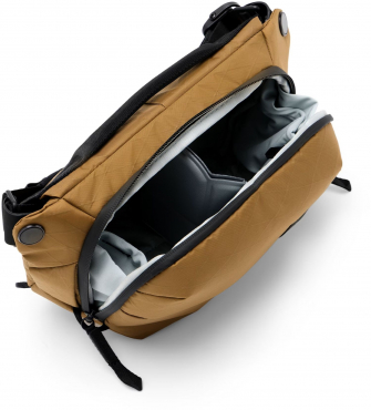 Peak Design Everyday Sling 3L v2 Coyote