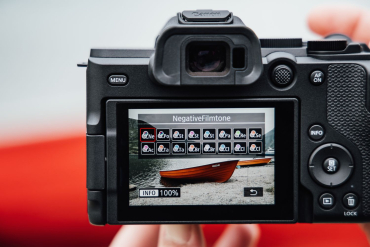 Canon EOS R8 II + LP-E17 Battery Kit