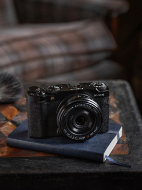 Fujifilm X-M5 boîtier noir + Sigma 16-300mm f3,5-6,7 DC OS Fuji X