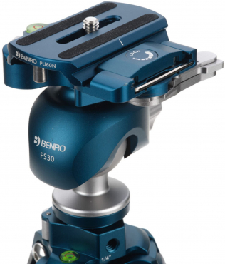 Benro Cyanbird Carbon Stativ mit FS30 Kopf
