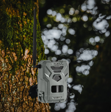SPYPOINT FLEX-DARK wildlife camera + LIT22 battery