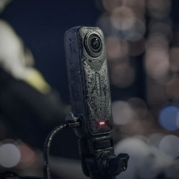 INSTA360 X5 All-Weather USB Charging Cover