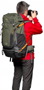 Lowepro PhotoSport PRO 55L AW IV (M-L) grün