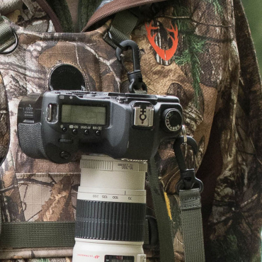 Cotton Carrier Camera Harness 2 G3 camo