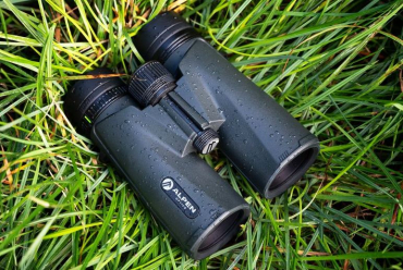 Alpen Optics Black Tusk 10x42 ED Fernglas 