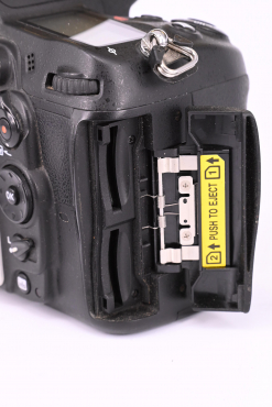 Nikon D7000 Gehäuse gebraucht #9166573