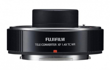 Fujifilm X-T5 noir + XF18-55mm f2,8-4 + XF50-140mm + TC XF1,4