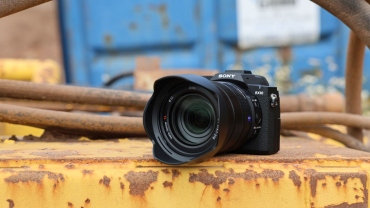 Sony DSC-RX10M5 + Sony 512GB SDXC Cl10 UHS-II U3 V60