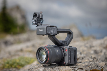 Canon EOS C50 + 2x LP-E6P battery
