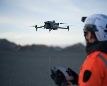 DJI Matrice 4T (inkl. 12 Monate DJI Care Enterprise Plus)
