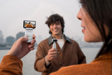 Insta360 Luna Ultra Creator Bundle Stellar White