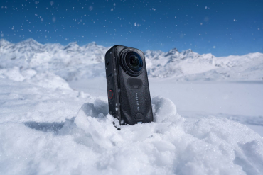 Insta360 X6 Essentials Bundle Midnight Black