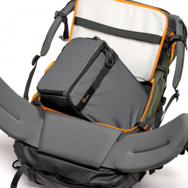 Lowepro PhotoSport PRO 70L AW IV (M-L) vert
