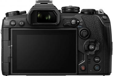 Olympus OM-D E-M1 Mark III + 12-40mm