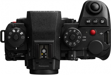 Panasonic Lumix DC-S1RII + XLR-Mikrofonadapter DMW-XLR2