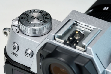 Fujifilm X-T50 Gehäuse silber + Sigma 16-300mm f3,5-6,7 DC OS Fuji X