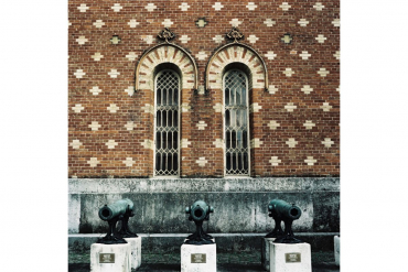 Lomography LomoChrome Metropolis 120 roll film