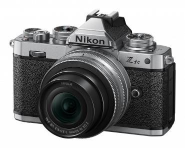 Nikon Zfc + DX 16-50mm f3.5-6.3 + DX 50-250mm B-Ware