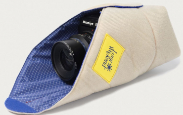 Long Weekend Padded Camera Wrap 19x19