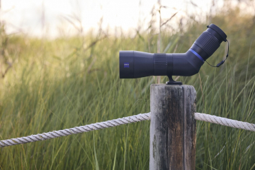 ZEISS Conquest Apia 65 avec oculaire 20-50x + étui de rangement ZEISS