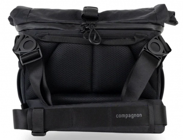 Compagnon Element sling 7L 2.0 volcano black