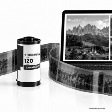 B/W Medium-Format Film Development + Scanning - 6073659 B/W Medium-Format Film Development + Scanning