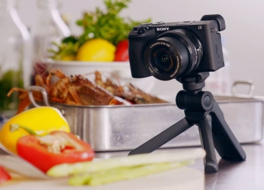 Sony Alpha ILCE-6600 + micro ECM-B1M + poignée GP-VPT2BT